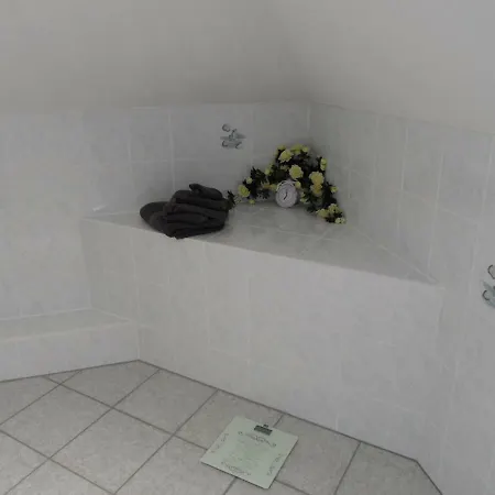 Wappen Von - 70 M Zum Apartment Ostseebad Heringsdorf