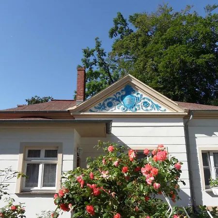 Wappen Von - 70 M Zum Apartment *